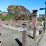 南浅川に架かる古道橋は鎌倉街道ゆかりの橋